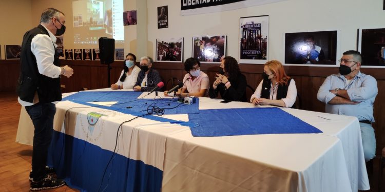 Oposición Democrática Nicaragüense en foro presentando el documento en rechazo a las elecciones en el país. Foto: Nicaragua Actual