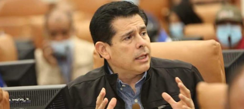 Wálmaro Gutiérrez garantiza que habrá «diálogo nacional» solo si Ortega se perpetúa en el poder