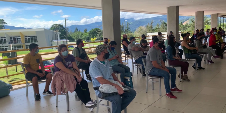 Costa Rica llega al 90 % de población vacunada con al menos una dosis contra el covid