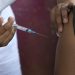 OPS mantiene que Nicaragua aún no alcanza ni el 20% de vacunación. Foto: Artículo 66 / EFE