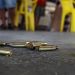 Varios casquillos de fusil en el suelo, en una fotografía de archivo. EFE/ Antonio Lacerda