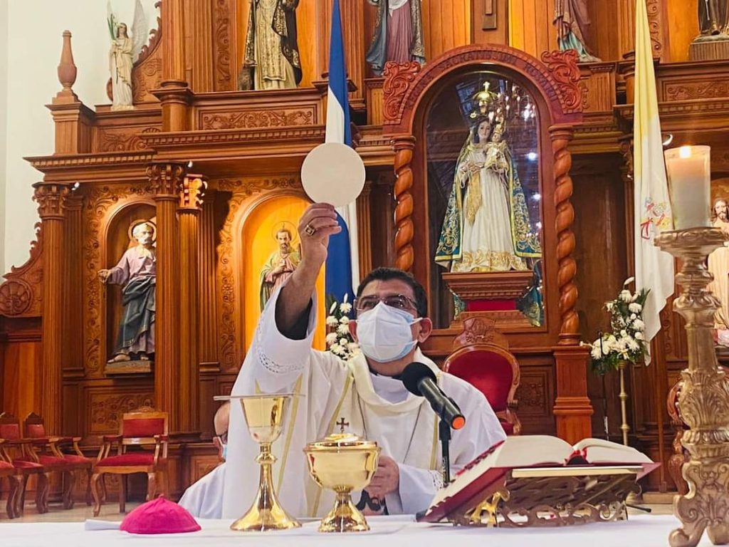 Monseñor Álvarez: «Los reinos fundados sobre el poder de las armas, terminan quebrándose»