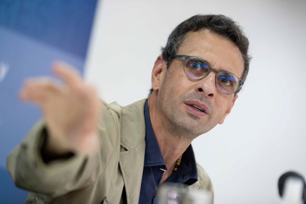 Capriles contento con el resultado de la oposición en las elecciones de Venezuela