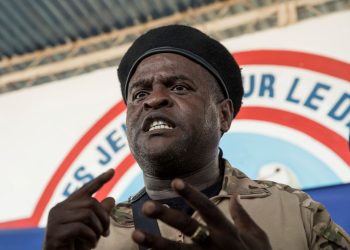 Grupo armado más poderoso de Haití detendrá ataques una semana para distribuir combustible