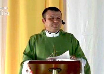 Padre Uriel Vallejos insiste en que el siete de noviembre habrá «un circo electoral en Nicaragua». Foto: Artículo 66 / Diócesis Media