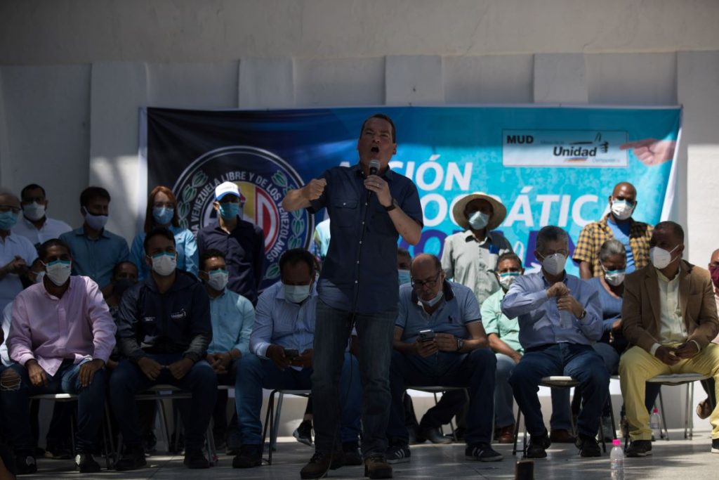 Oposición irá a elecciones en Venezuela sin Juan Guaidó