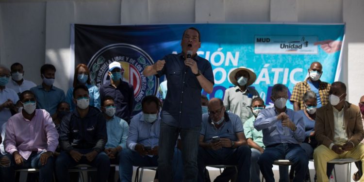 Oposición ira a elecciones en Venezuela sin Juan Guaidó