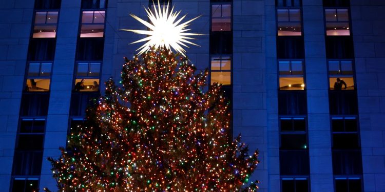 Famoso árbol de Navidad del Rockefeller Center se encenderá el 1 de diciembre