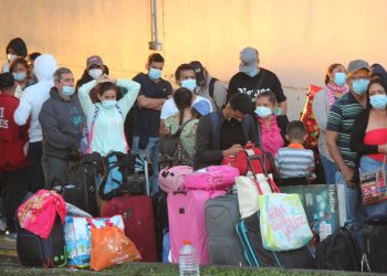 Migrantes nicaragüenses viven situación "muy difícil" en Costa Rica, según ONG