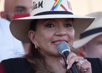 Xiomara Castro, líder del izquierdista Partido Libertad y Refundación (Libre). Foto: Artículo 66 / EFE