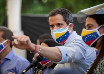 Guaidó: Solo recuperando la democracia en la región se frenará la migración. FOTO: EFE