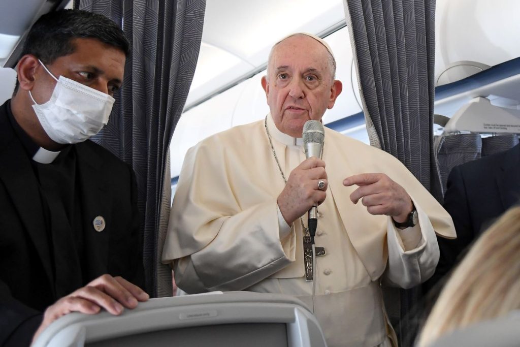 El papa rechaza eliminar la palabra Navidad en un documento de la UE