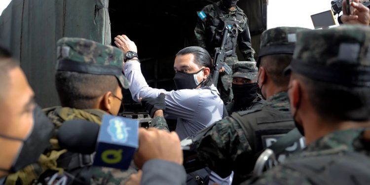 Honduras: Dos exfuncionarios son juzgados por corrupción en la compra de hospitales