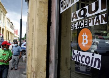 El Salvador prevé emitir bonos bitcóin entre febrero y marzo, según el Gobierno