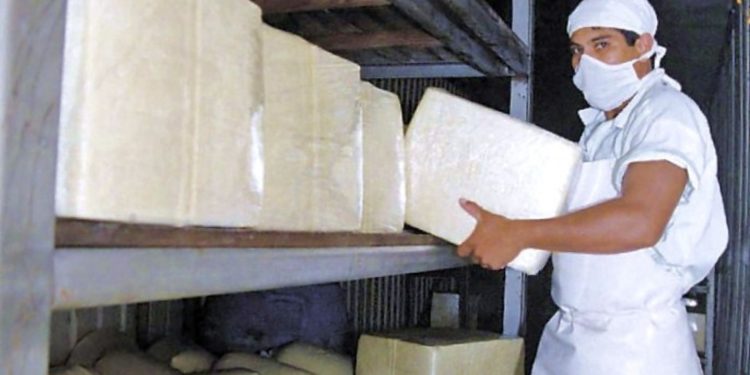 Defensoría del Consumidor llama a no comprar queso, «hasta que los precios vuelvan a su normalidad». Foto: Artículo 66 / La Prensa