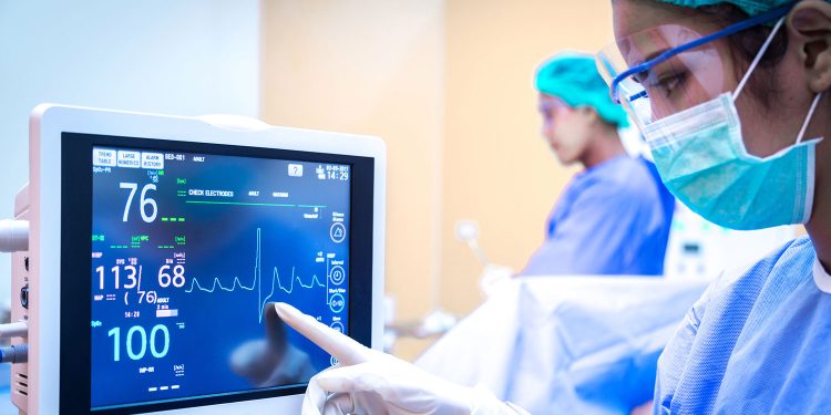 Costa Rica impulsará uso de tecnología y equipos médicos nacionales