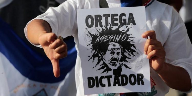 «No a un falso diálogo», exigen organizaciones de oposición de Nicaragua. Foto: Reuters.