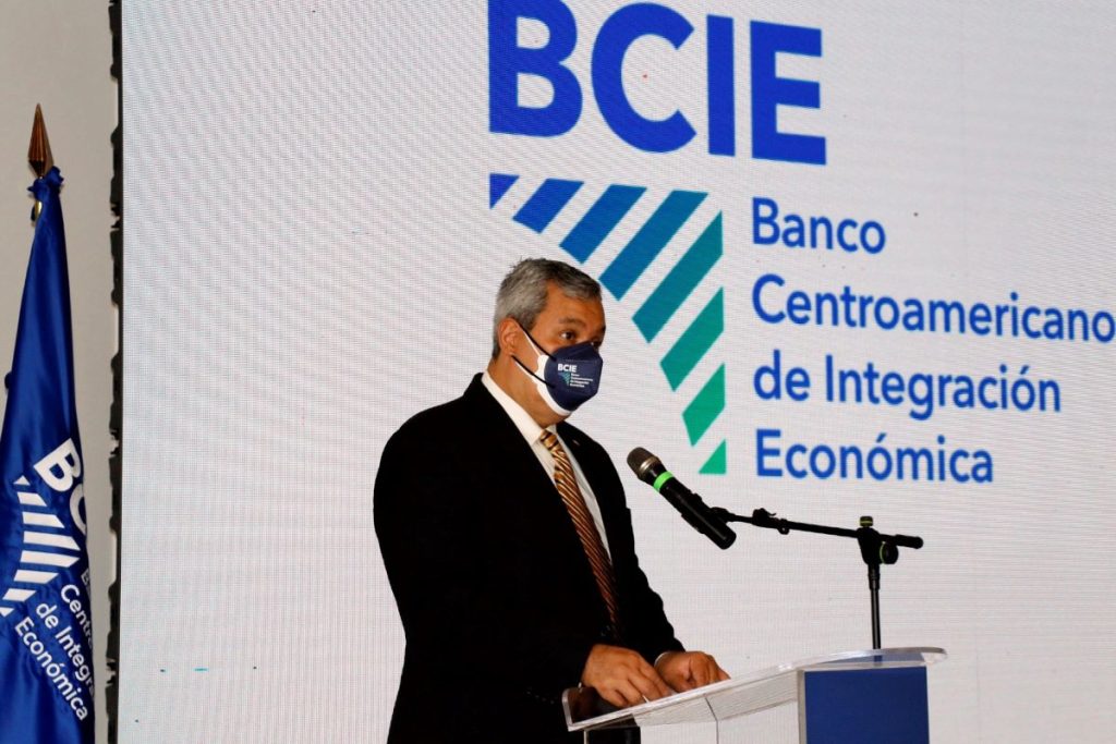 El BCIE apoyará a caficultores de Nicaragua y Honduras a aumentar su resiliencia