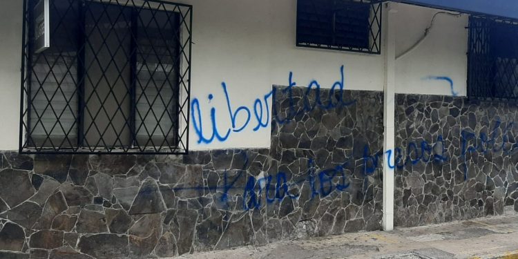 Realizan pintas en embajada de Nicaragua en Costa Rica por la libertad de los presos políticos. Foto: Artículo 66 / Cortesía
