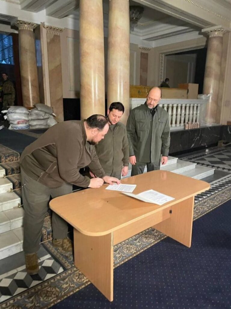 Ucrania podría anexarse a la Unión Europea como emergencia