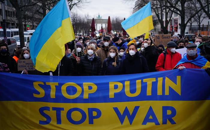 Rusia comienza a invadir territorio ucraniano luego de reconocer "independencia" del Donbás