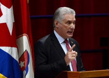 Dictador Miguel Díaz-Canel felicita a Fiscalía por condenar a opositores cubanos
