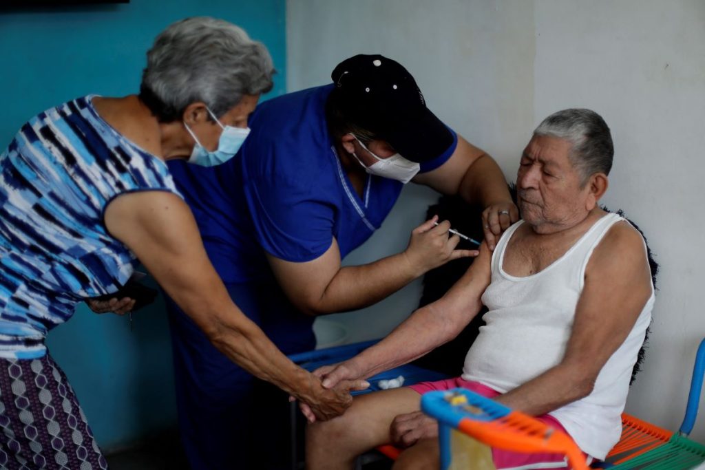 El Salvador llega a 10 millones de vacunas aplicadas contra la covid-19
