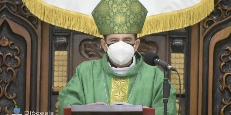 Monseñor Álvarez: «Quien vive en la venganza, vive su propio infierno». Foto: Manuel Obando/ Diócesis Media.