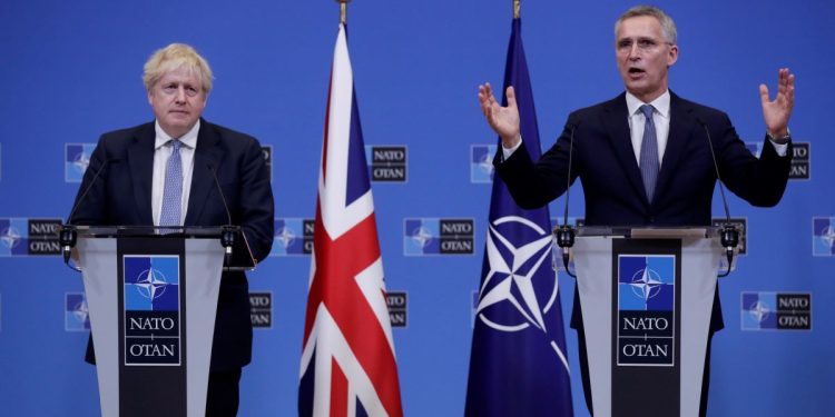 La OTAN alerta del “momento peligroso” para Europa por la crisis ucraniana