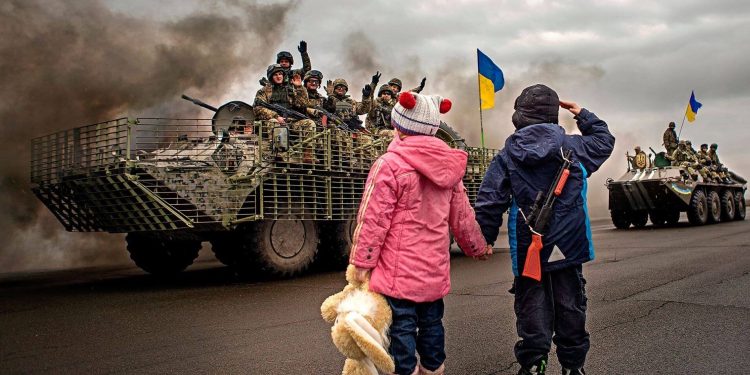Ucrania al borde de la guerra entre la hostilidad de Rusia y los rebeldes del Donbás