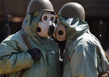 OTAN cree que Rusia podría usar armas químicas en operación falsa en Ucrania