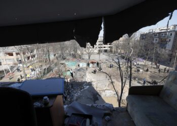 Ucrania informa de decenas de muertos en varias ciudades por ataques rusos. FOTO: EFE / Artículo 66