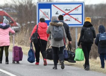 150 mil ucranianos huyen del país en menos de 24 horas y superan los 600 mil