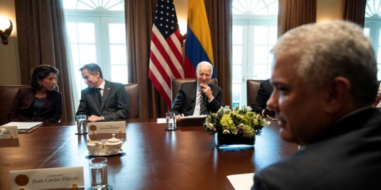 Presidente Biden podría nombrar a Colombia como aliado no OTAN