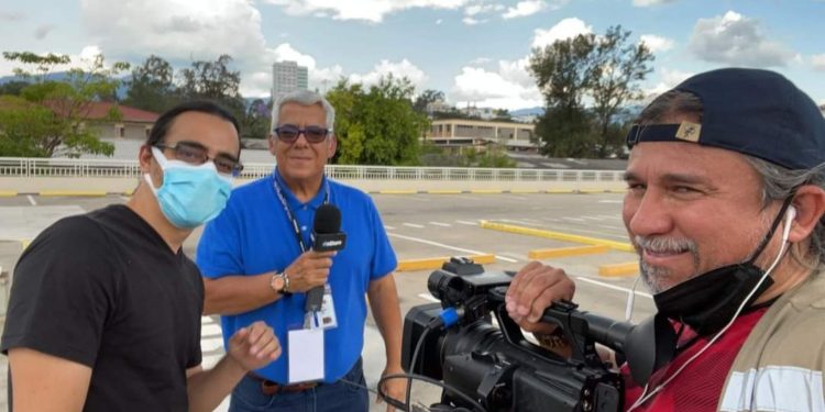 Régimen de Ortega prohíbe la entrada al país a periodista extranjero de origen cubano. Foto: Artículo 66 / Facebook