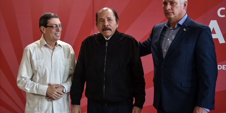Dictadura de Cuba envía apoyo a Ortega por expulsión de OEA de Nicaragua