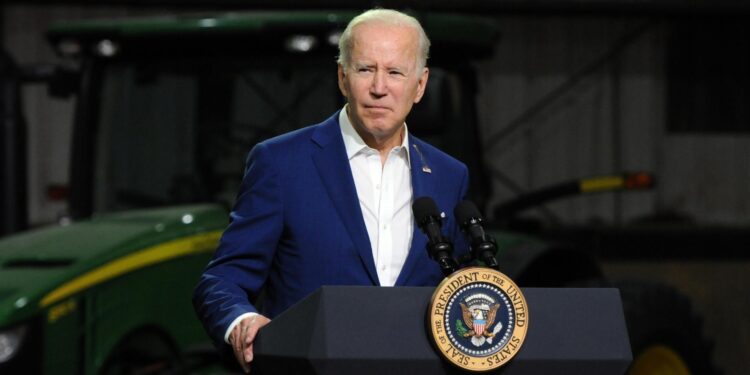 Biden se plantea enviar a Ucrania a un alto representante estadounidense. Foto: EFE.