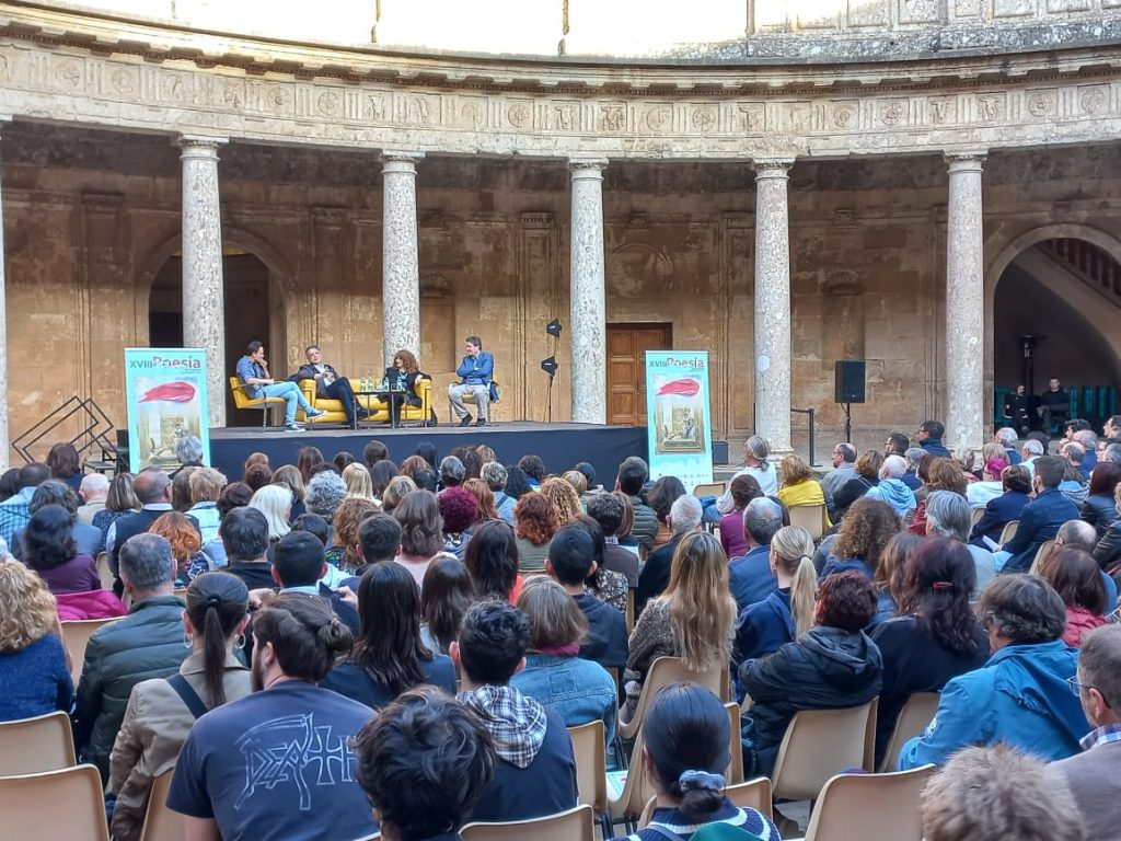 Sergio Ramírez durante el 18 festival internacional de poesía en Granada, en España