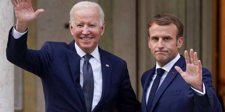 Biden contento con victoria de Macron en Francia