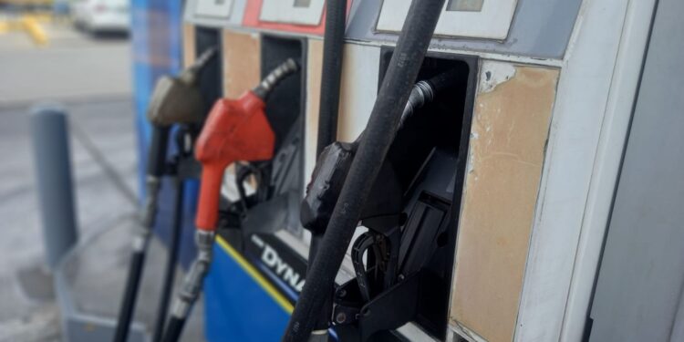 Opositores impulsan paro de consumo de combustible a partir del primero de junio en Nicaragua. Foto: Artículo 66 / Noel Miranda