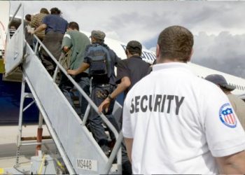 Estados Unidos advierte a migrantes que entrar de forma ilegal es un delito