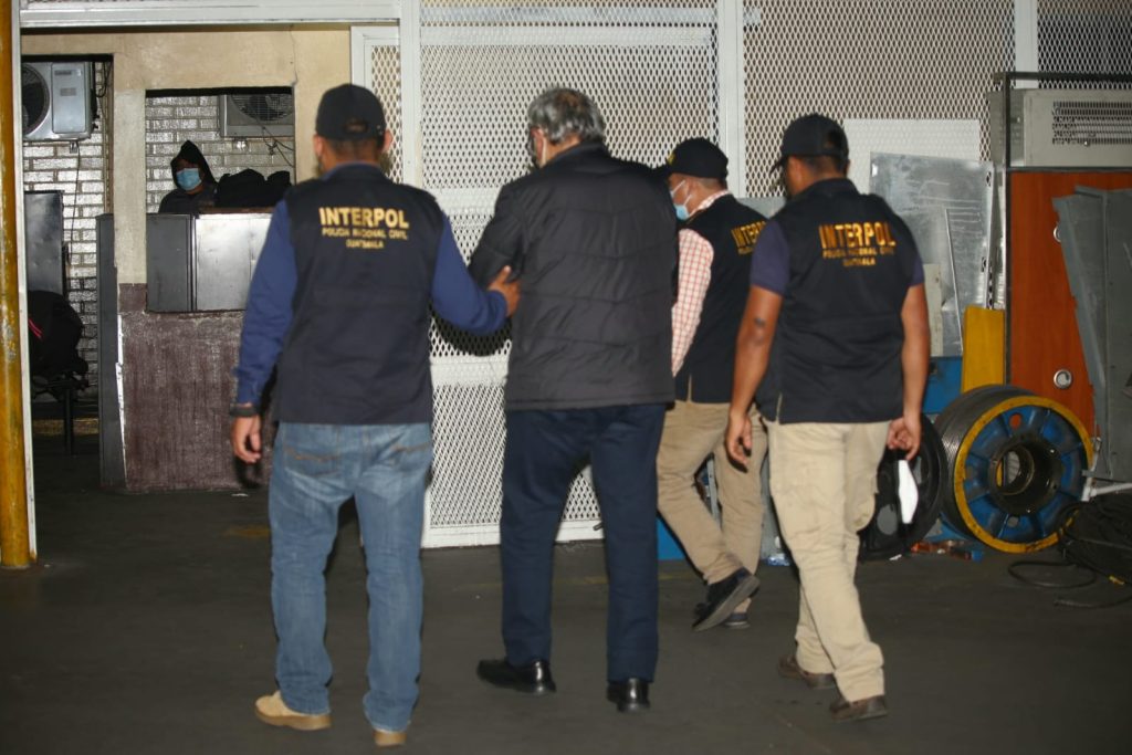 Guatemala recibe a exmilitar acusado de crímenes de guerra detenido en Panamá