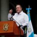 Presidente de Guatemala recibe invitación para Cumbre de las Américas en EEUU