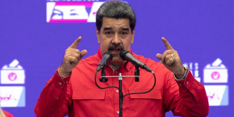 Maduro reafirma el compromiso de "acabar con el narcotráfico" en Venezuela
