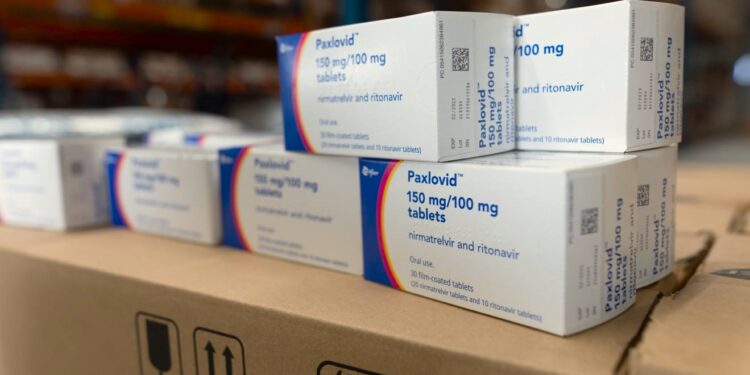 Panamá, primer país en recibir el medicamento oral Paxlovid contra la covid-19 en la región