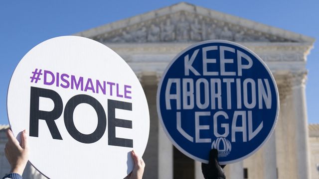 Juez bloquea una ley que prohibía el aborto en Washington