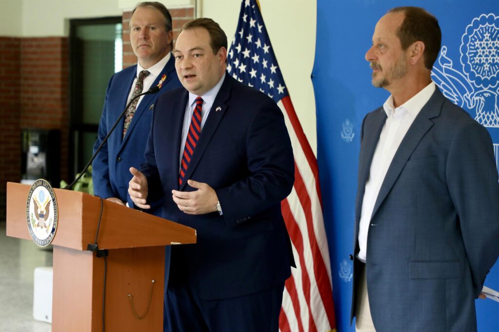 Régimen de excepción es «insostenible» en El Salvador, dice Estados Unidos