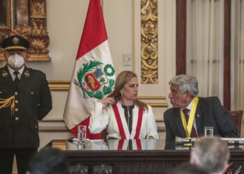 Difunden un audio en el que la presidenta del Congreso peruano aseguró la destitución de Castillo
