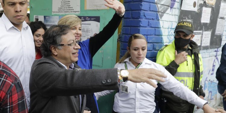 La izquierda gana por primera vez la Presidencia de Colombia con Gustavo Petro. Foto: Artículo 66 / EFE