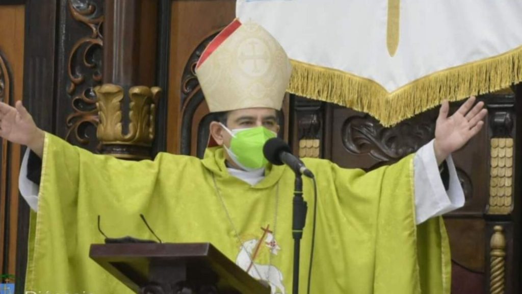 Monseñor Álvarez: No podemos ir por el mundo corriéndonos a los problemas»